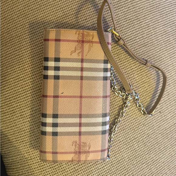 Burberry Good condition crossbody - Picture 1 of 7